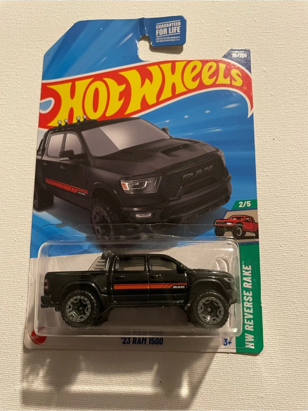 Hot Wheels Die-Cast Truck & Car Set - Multi Color Collectible Pack